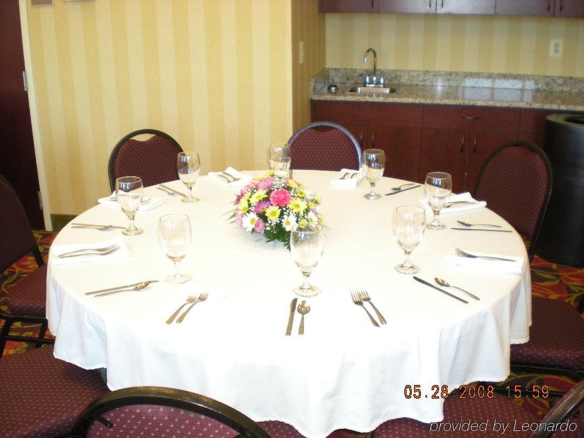 Holiday Inn Express Woodstock-Shenandoah Valley By Ihg מסעדה תמונה
