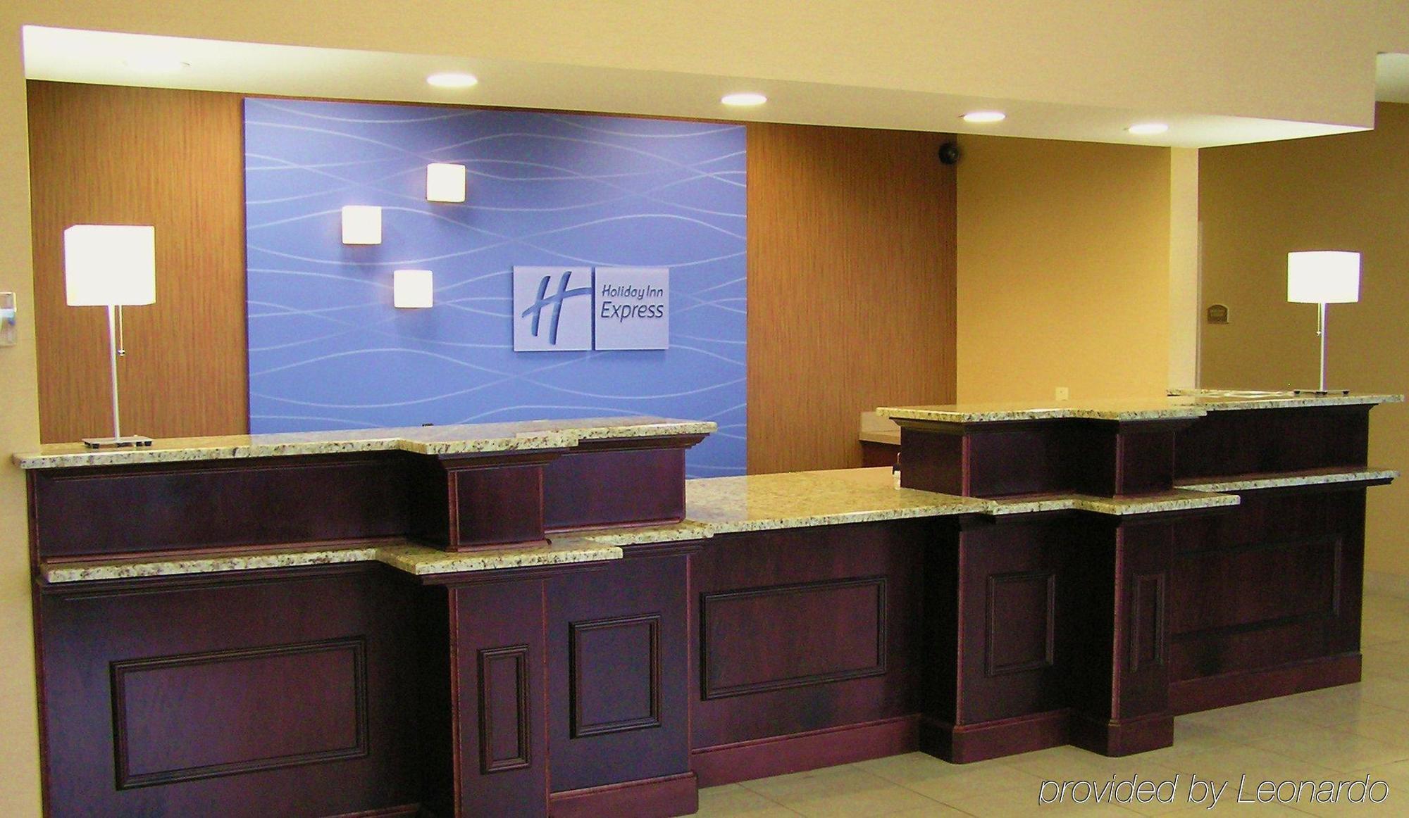 Holiday Inn Express Woodstock-Shenandoah Valley By Ihg מראה חיצוני תמונה