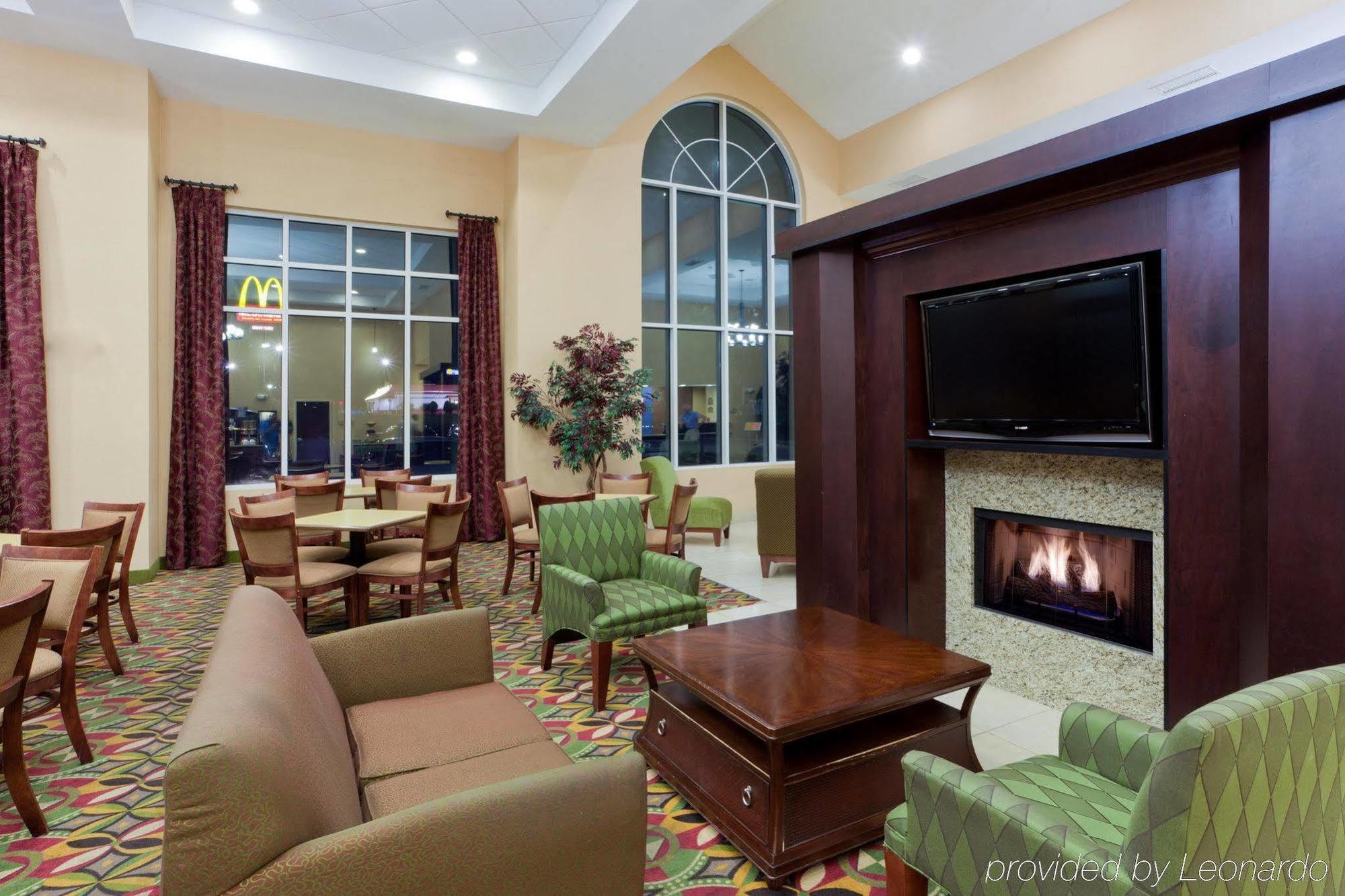 Holiday Inn Express Woodstock-Shenandoah Valley By Ihg מראה חיצוני תמונה