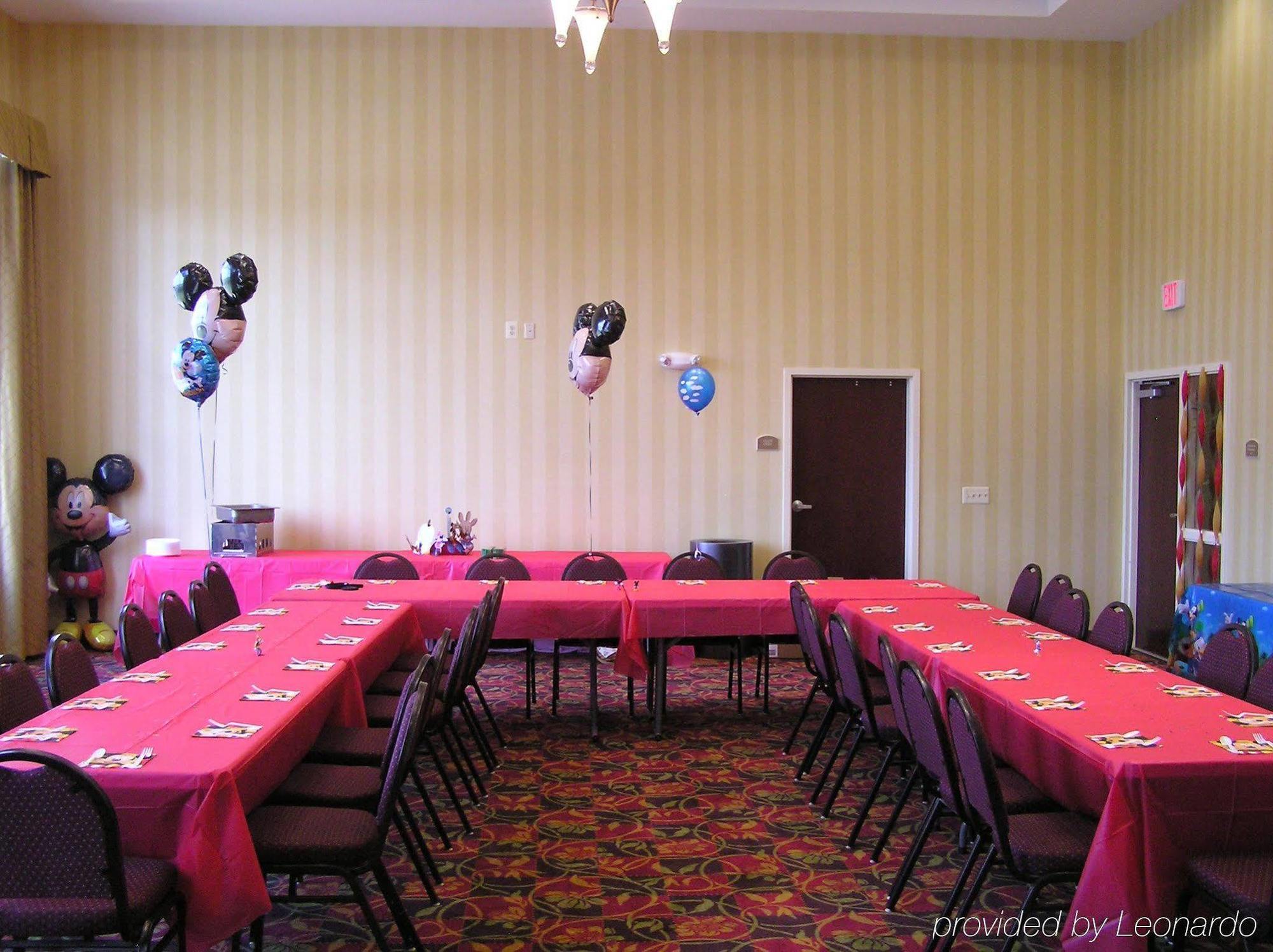 Holiday Inn Express Woodstock-Shenandoah Valley By Ihg מראה חיצוני תמונה